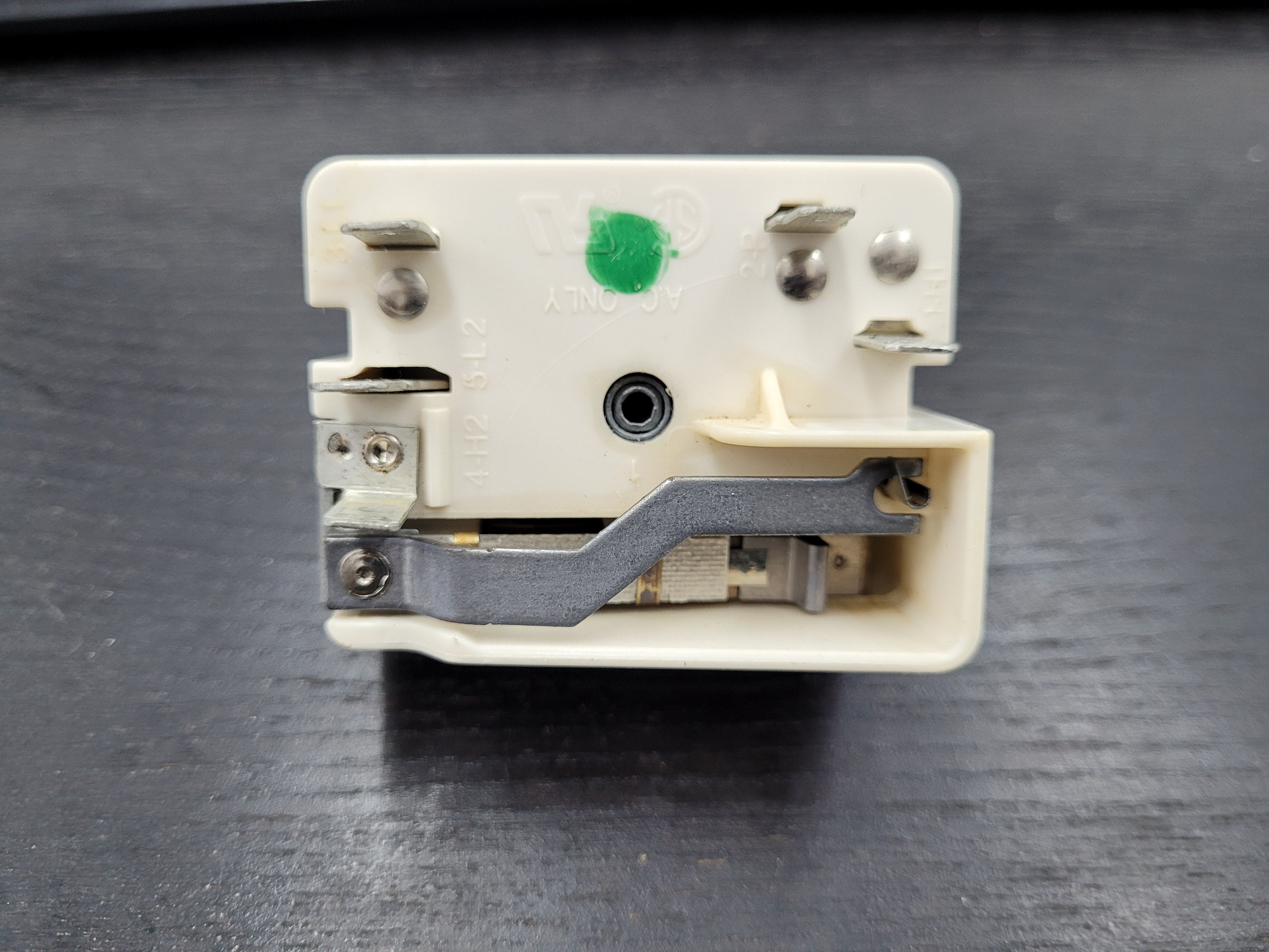 GE Range Surface Element Control Switch WB24T10146 GE Range Surface Element Control Switch WB24T10146